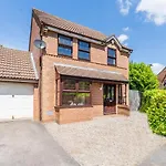 Mk City Center House, Perfect For Families, Groups, Free Parking, Desk Space Managed By Chique Properties Ltd